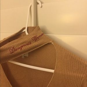 Mate the label long sleeve “dangerous woman” tee